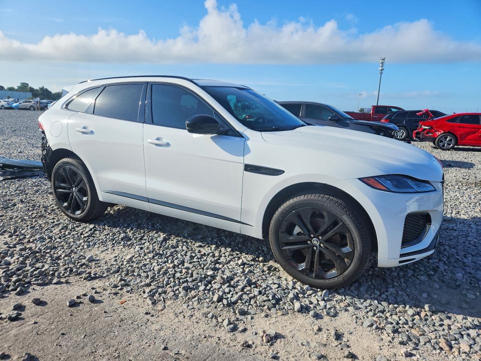 2025 Jaguar F-pace მანქანა იყიდება აუქციონზე, vin: SADCT2EX2SA744089, აუქციონის ნომერი: 64624746
