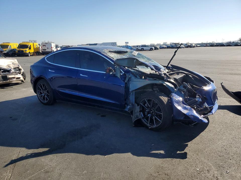 Продажа на аукционе авто 2020 Tesla Model 3, vin: 5YJ3E1EB9LF647680, номер лота: 65803336