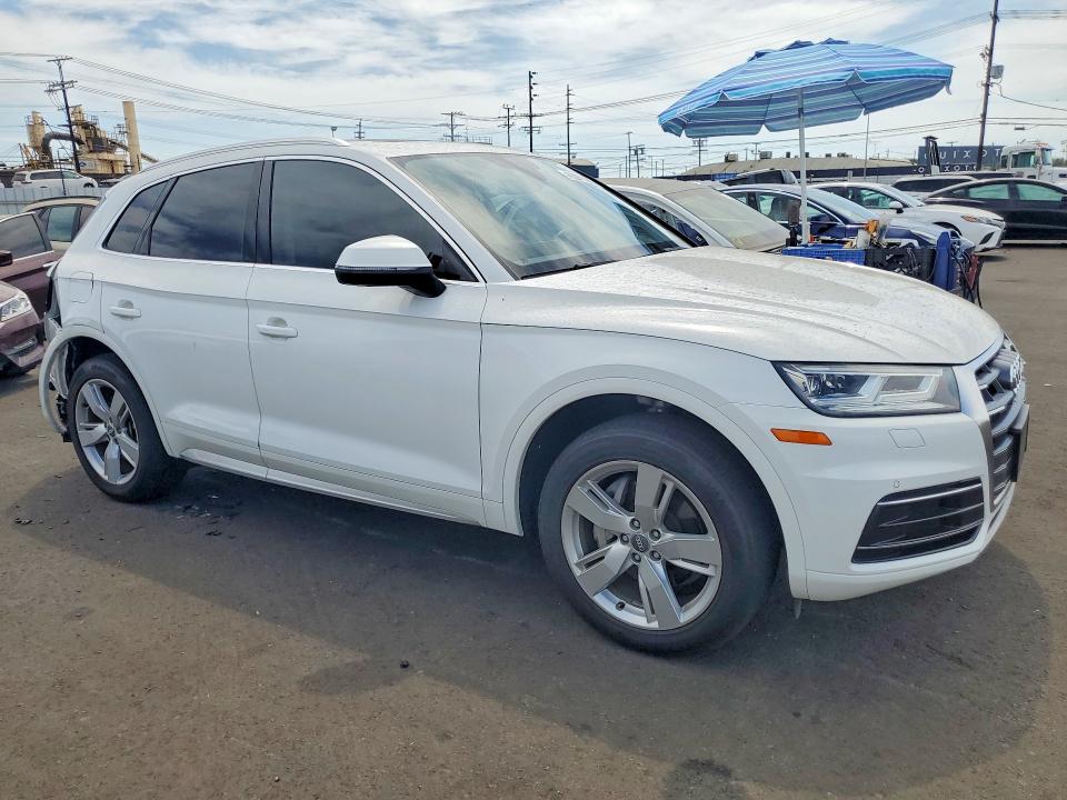 2018 Audi Q5 მანქანა იყიდება აუქციონზე, vin: WA1BNAFY7J2217476, აუქციონის ნომერი: 65373906