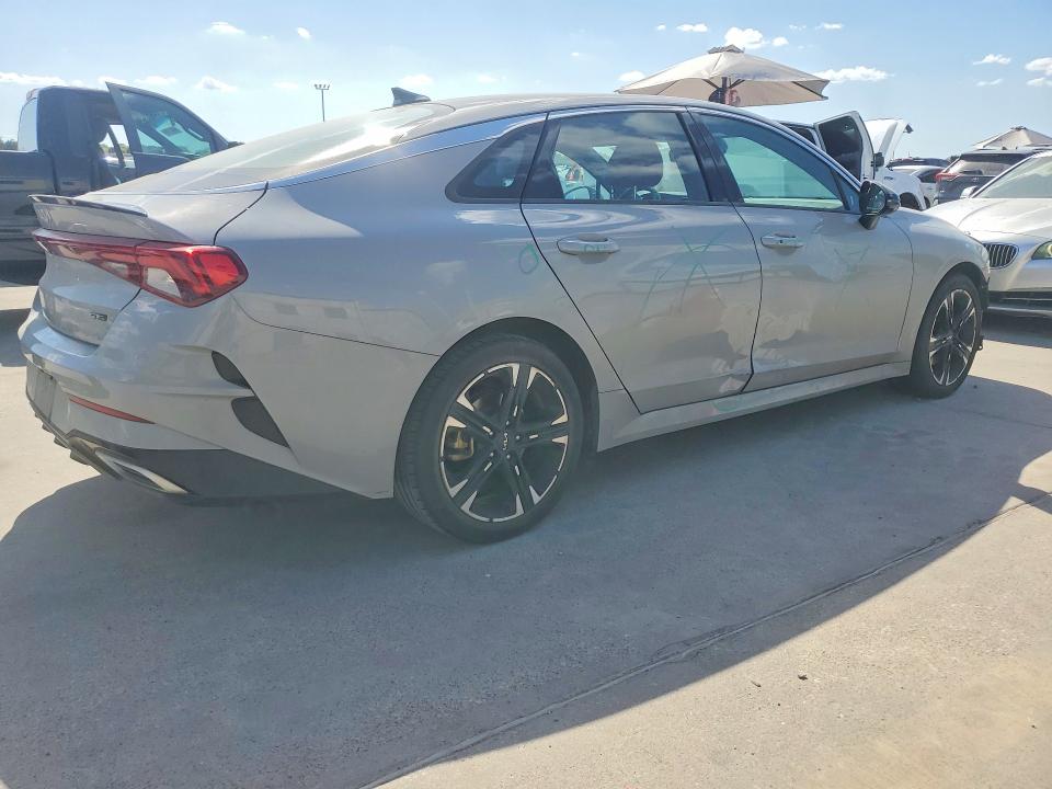 64273626 :رقم المزاد ، 5XXG64J20NG110881 vin ، 2022 Kia K5 مزاد بيع