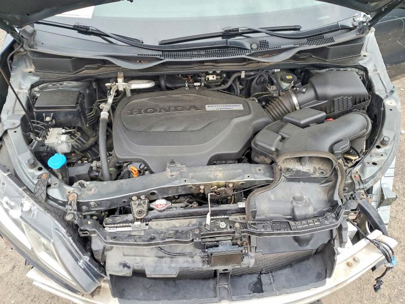 Продаж на аукціоні авто 2018 Honda Odyssey, vin: 5FNRL6H56JB068808, номер лоту: 64387276