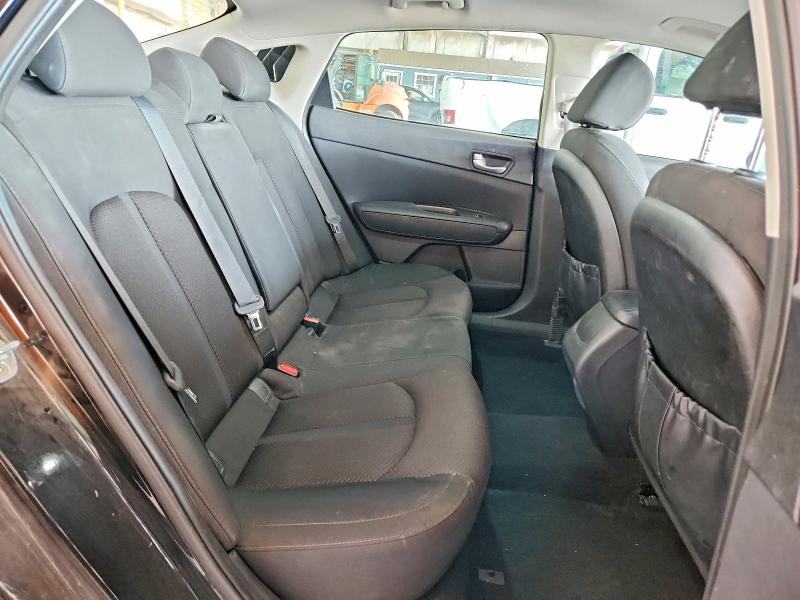 Продаж на аукціоні авто 2016 Kia Optima, vin: 5XXGT4L31GG103570, номер лоту: 64415016