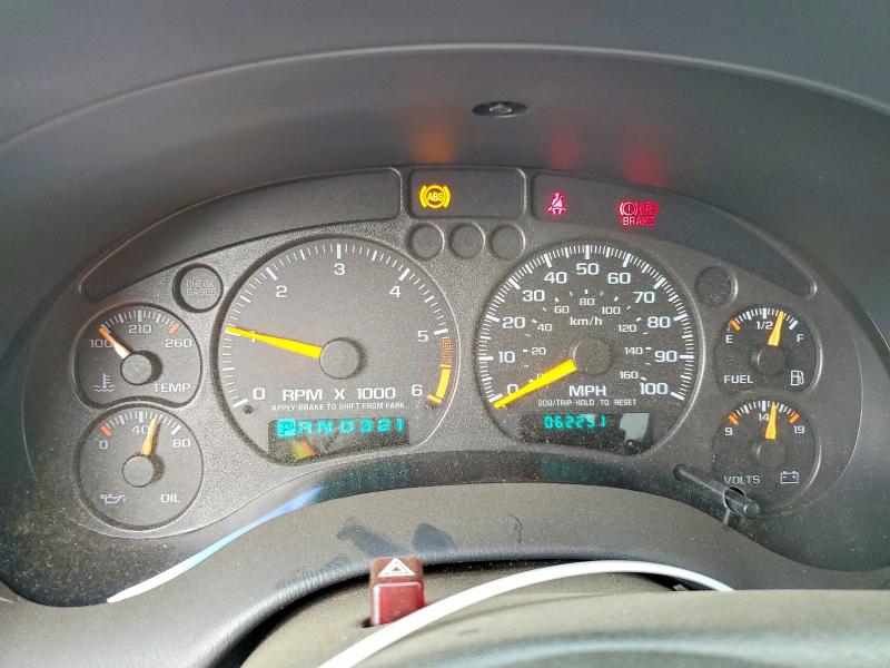 64196346 :رقم المزاد ، 1GCDT19W4Y8310915 vin ، 2000 Chevrolet S Truck مزاد بيع