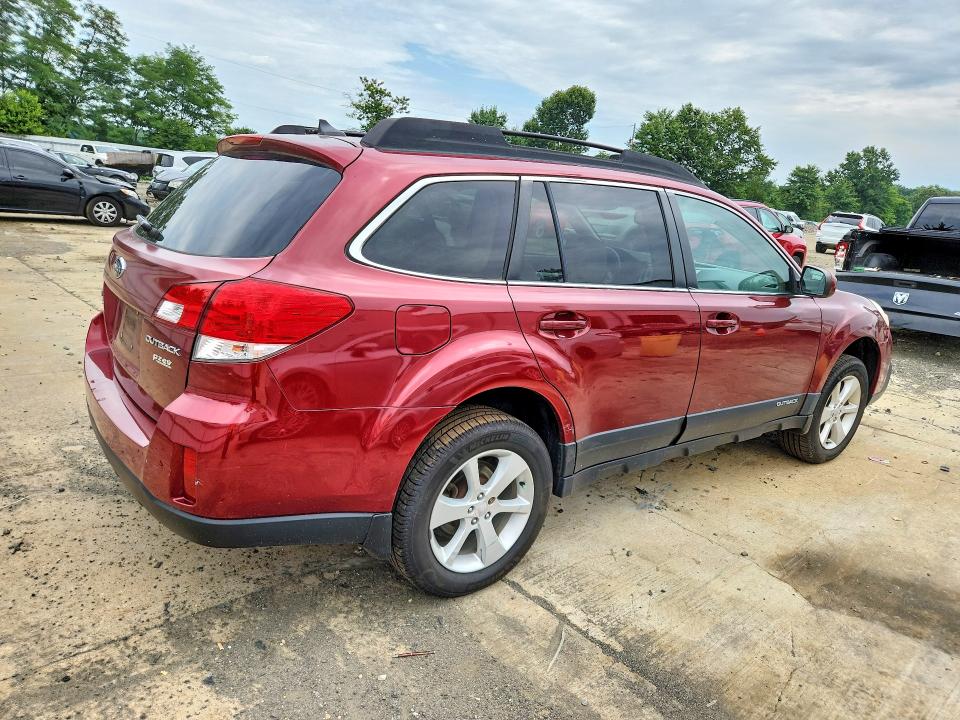 Auction sale of the 2014 Subaru Outback, vin: 4S4BRBCC4E3213423, lot number: 65899396