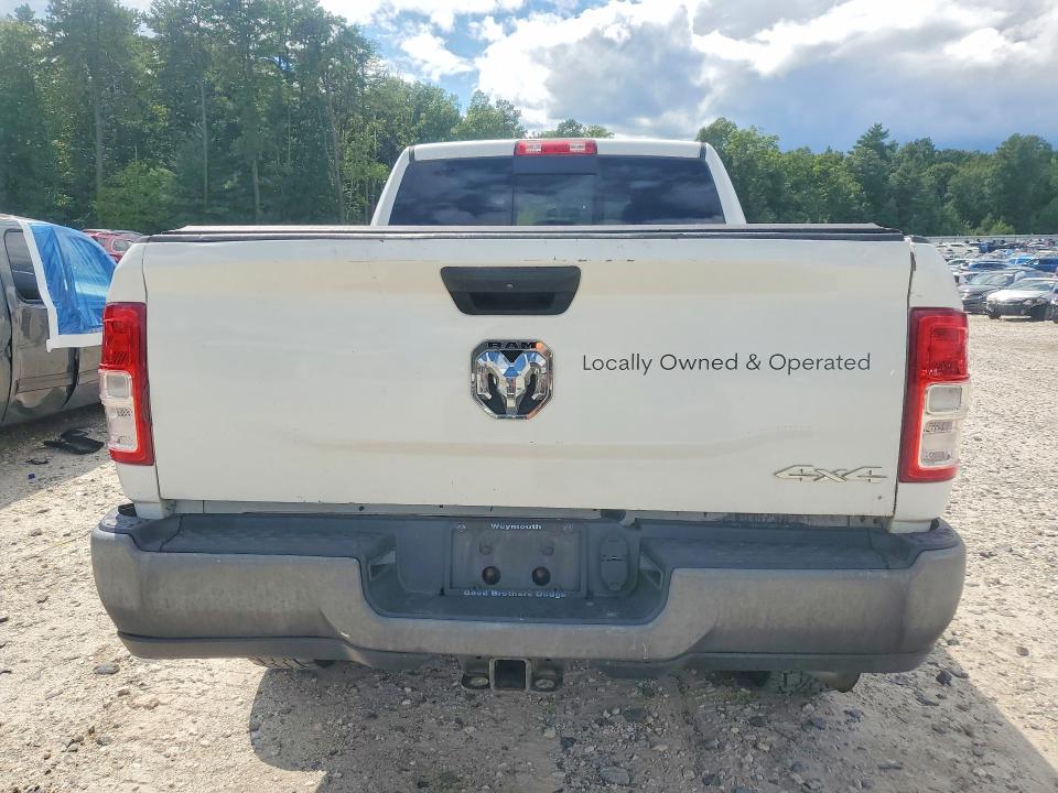 66225816 :رقم المزاد ، 3C6UR5CJ8KG711959 vin ، 2019 Ram 2500 مزاد بيع