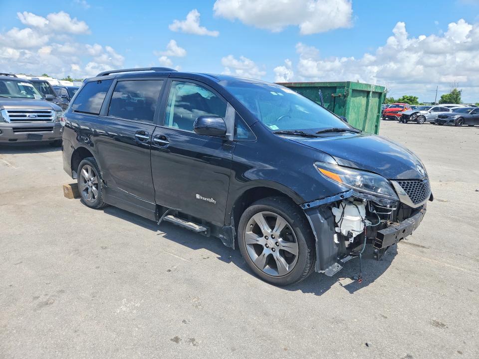 2015 Toyota Sienna მანქანა იყიდება აუქციონზე, vin: 5TDXK3DC0FS676369, აუქციონის ნომერი: 64746036