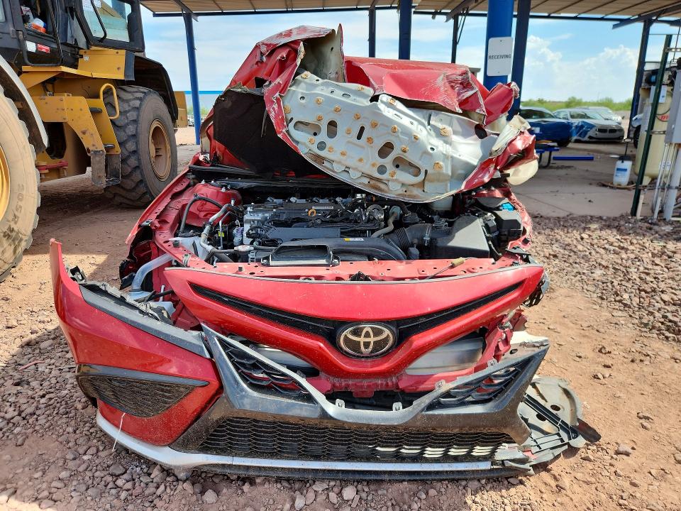 64952756 :رقم المزاد ، 4T1K61BK3RU112238 vin ، 2024 Toyota Camry مزاد بيع