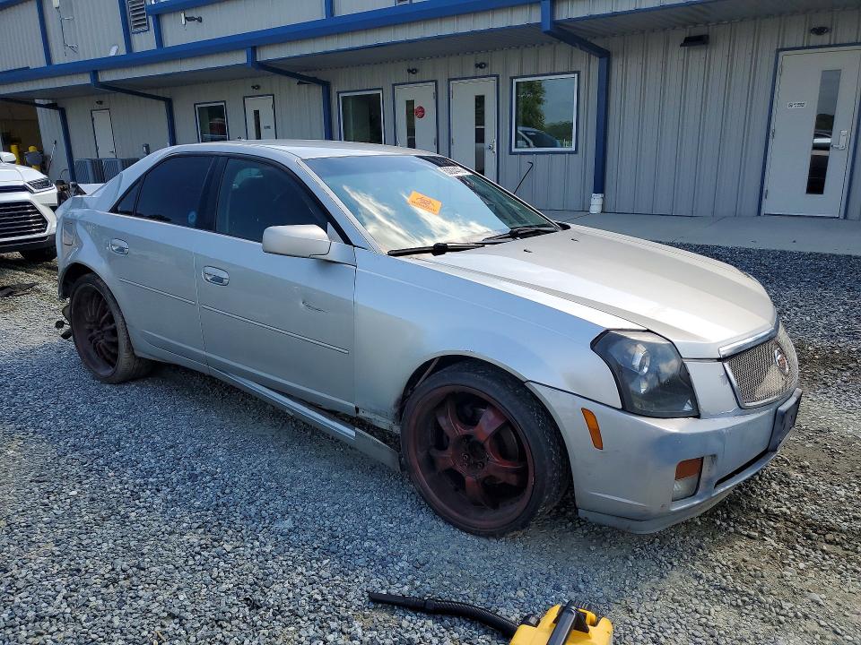 2004 Cadillac Cts მანქანა იყიდება აუქციონზე, vin: 1G6DM577X40176570, აუქციონის ნომერი: 63924476