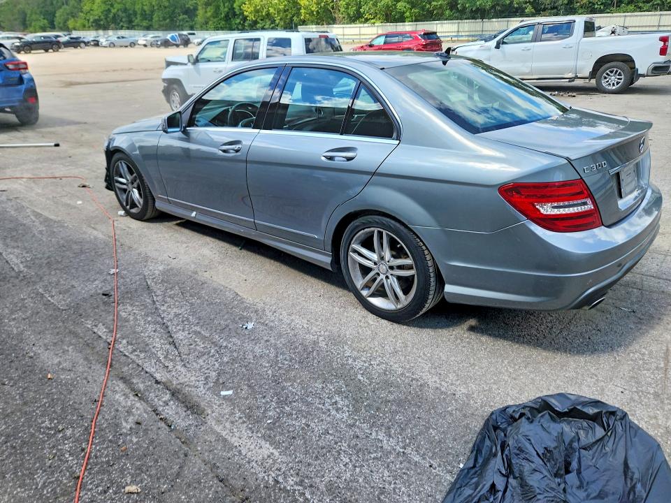 Продажа на аукционе авто 2013 Mercedes-benz C, vin: WDDGF8AB2DR277249, номер лота: 66442116