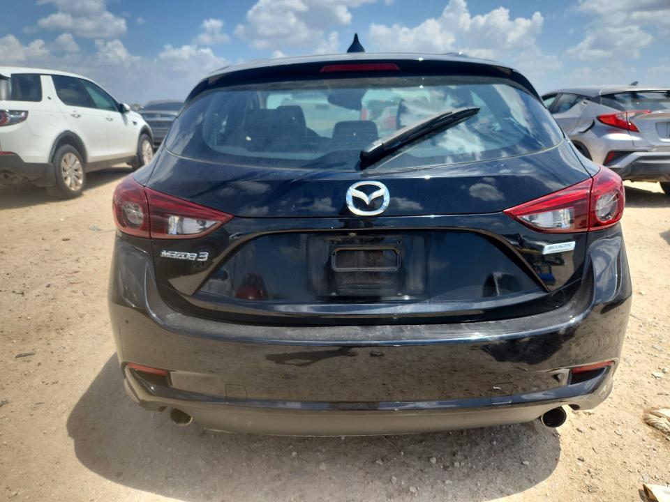 67301696 :رقم المزاد ، 3MZBN1M37HM130674 vin ، 2017 Mazda 3 مزاد بيع
