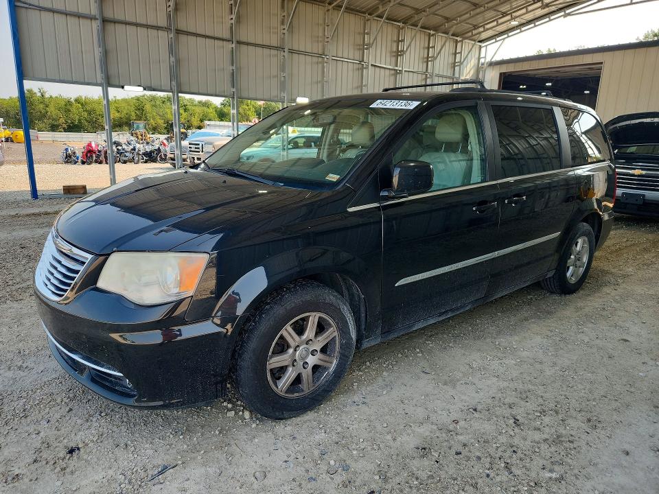 64213136 :رقم المزاد ، 2C4RC1BG7DR555229 vin ، 2013 Chrysler Town & Country مزاد بيع