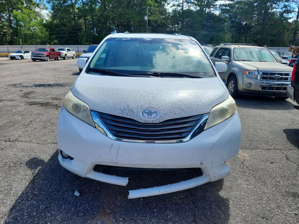 2011 Toyota Sienna მანქანა იყიდება აუქციონზე, vin: 5TDYK3DC9BS096391, აუქციონის ნომერი: 66367656