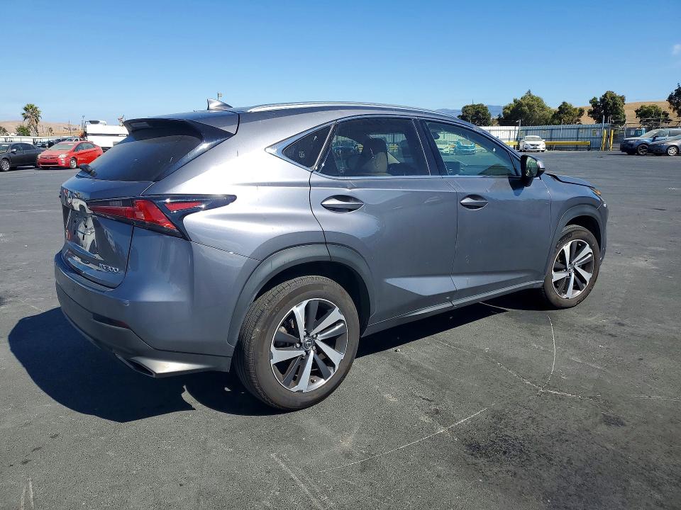 Продажа на аукционе авто 2021 Lexus Nx 300, vin: JTJGARDZ2M2259332, номер лота: 64341676