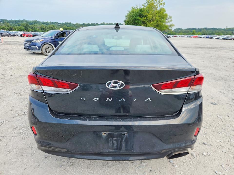 Продажа на аукционе авто 2018 Hyundai Sonata, vin: 5NPE34AF9JH624844, номер лота: 64801246