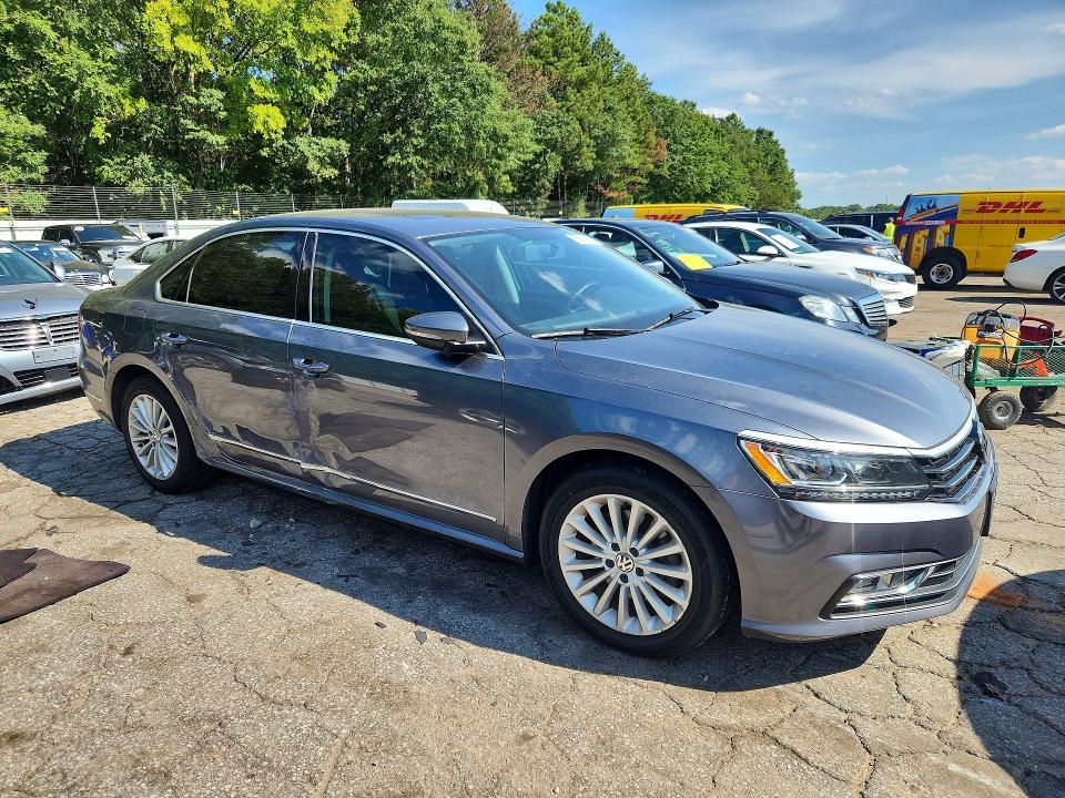 Продажа на аукционе авто 2017 Volkswagen Passat, vin: 1VWBT7A37HC031156, номер лота: 65200916