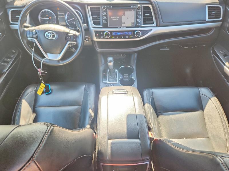 Aukcja sprzedaży 2017 Toyota Highlander, vin: 5TDJZRFH0HS462322, numer aukcji: 63391276