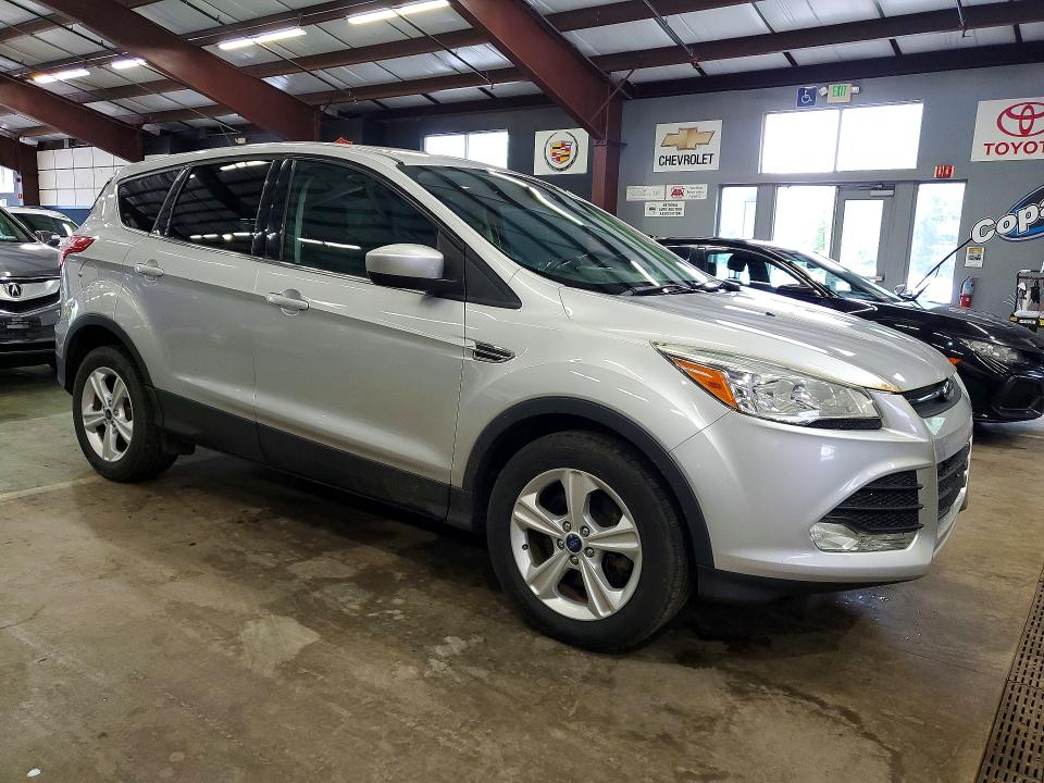 2015 Ford Escape მანქანა იყიდება აუქციონზე, vin: 1FMCU9GX0FUB23481, აუქციონის ნომერი: 63888966