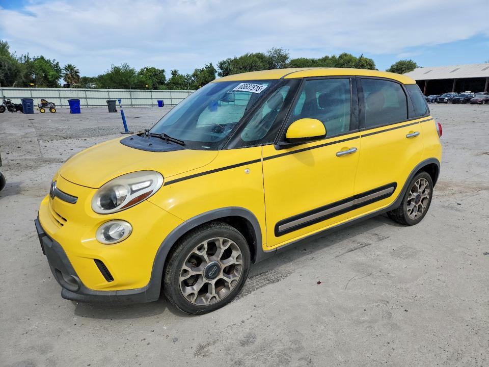 2014 Fiat 500l მანქანა იყიდება აუქციონზე, vin: ZFBCFADH6EZ018851, აუქციონის ნომერი: 65637916