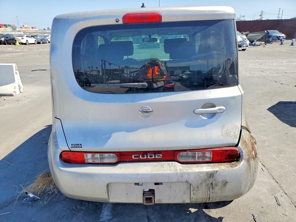 64576486 :رقم المزاد ، JN8AZ2KR7BT207377 vin ، 2011 Nissan Cube مزاد بيع