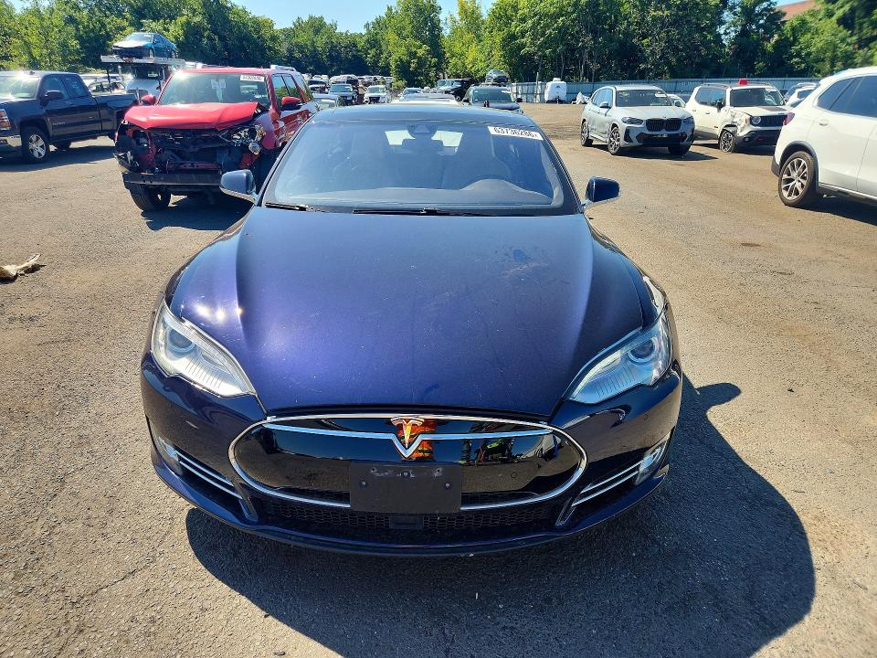 Aukcja sprzedaży 2015 Tesla Model S, vin: 5YJSA1H21FFP70204, numer aukcji: 63736286