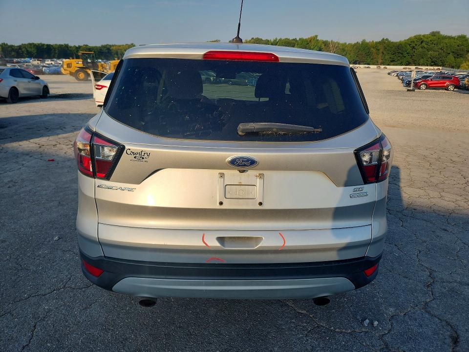 2017 Ford Escape მანქანა იყიდება აუქციონზე, vin: 1FMCU0G9XHUB67214, აუქციონის ნომერი: 66564766