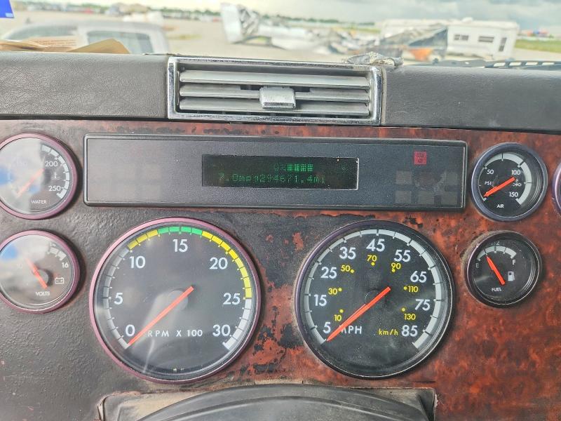 Aukcja sprzedaży 2001 Freightliner Columbia 1, vin: 1FUJA6BD91LJ23681, numer aukcji: 64034076