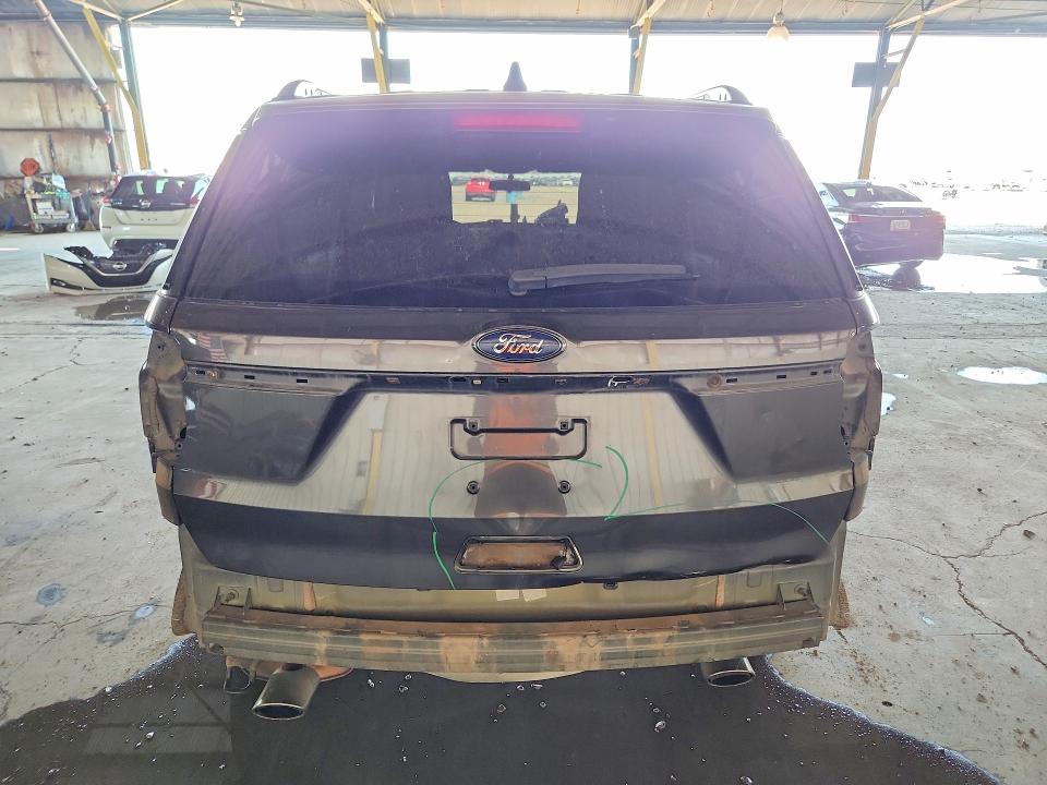 64069376 :رقم المزاد ، 1FM5K7D85JGA19754 vin ، 2018 Ford Explorer مزاد بيع