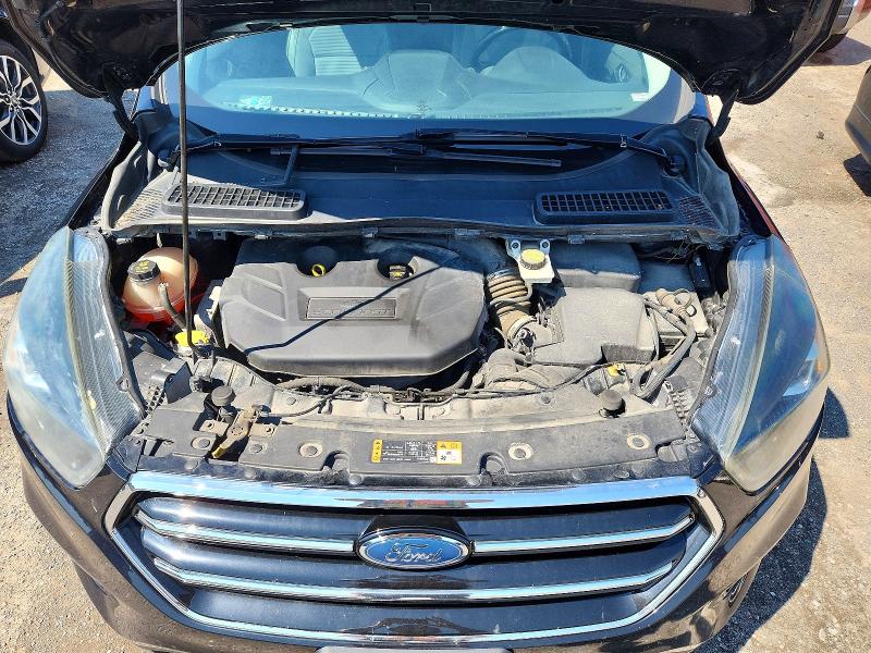 Продаж на аукціоні авто 2017 Ford Escape, vin: 1FMCU0J91HUE58760, номер лоту: 63371546
