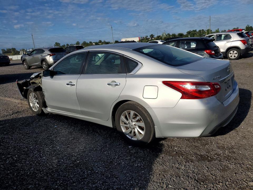Продаж на аукціоні авто 2017 Nissan Altima, vin: 1N4AL3AP4HN304011, номер лоту: 64313146