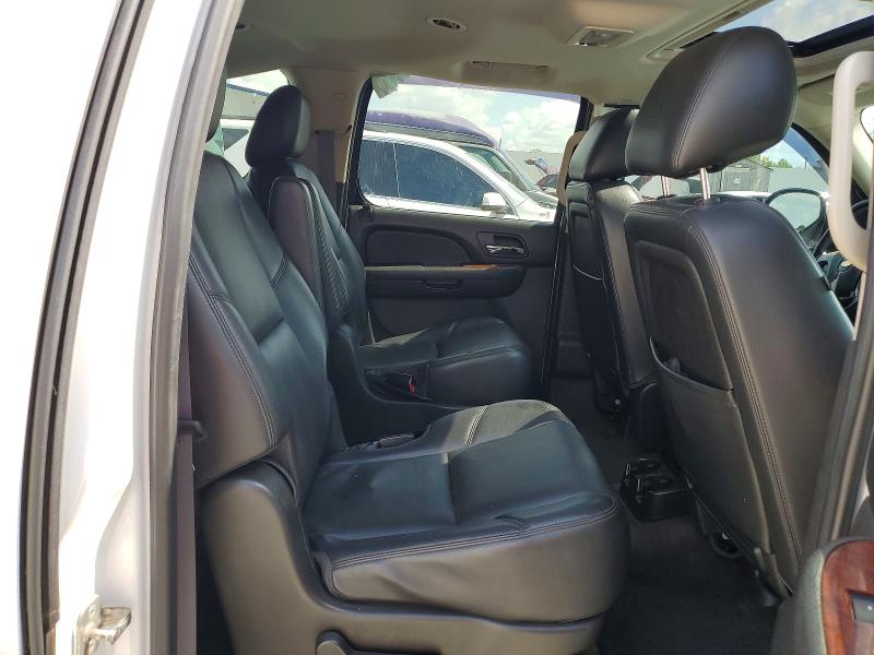 65672606 :رقم المزاد ، 1GNSKKE77DR362131 vin ، 2013 Chevrolet Suburban مزاد بيع