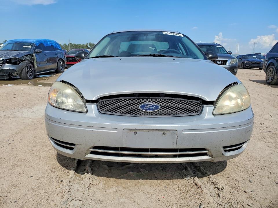 Продажа на аукционе авто 2004 Ford Taurus, vin: 1FAFP53U24G150647, номер лота: 64202346