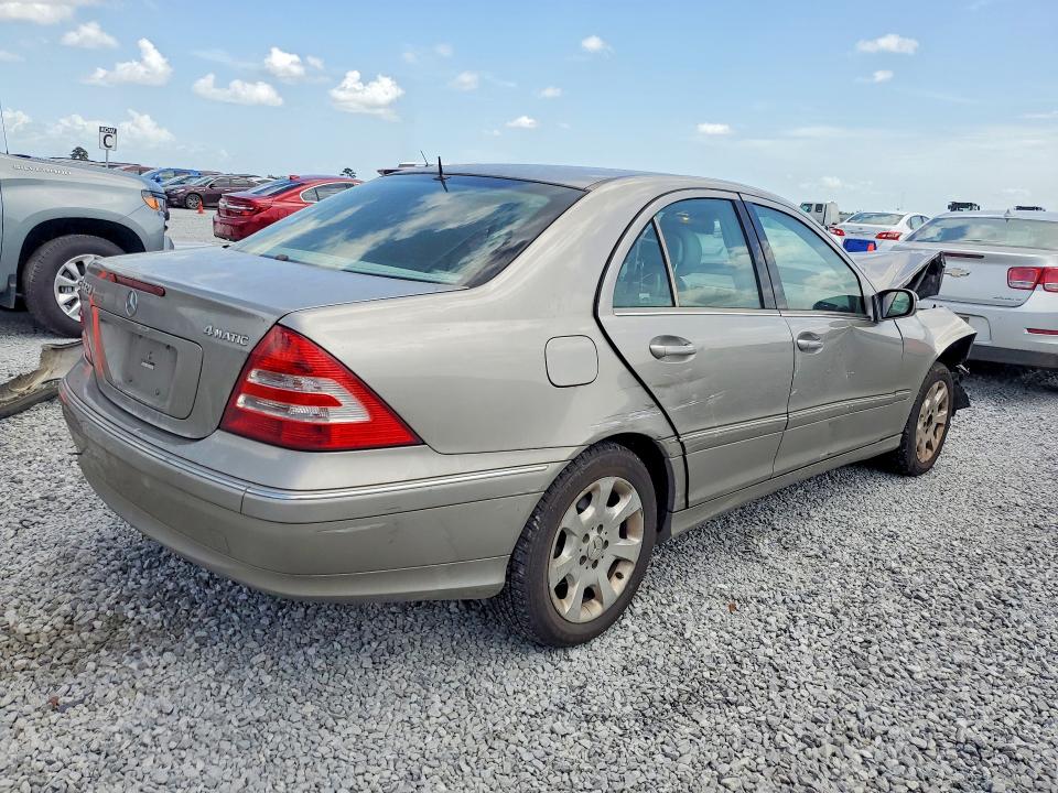 65041686 :رقم المزاد ، WDBRF84J55F663154 vin ، 2005 Mercedes-benz C مزاد بيع