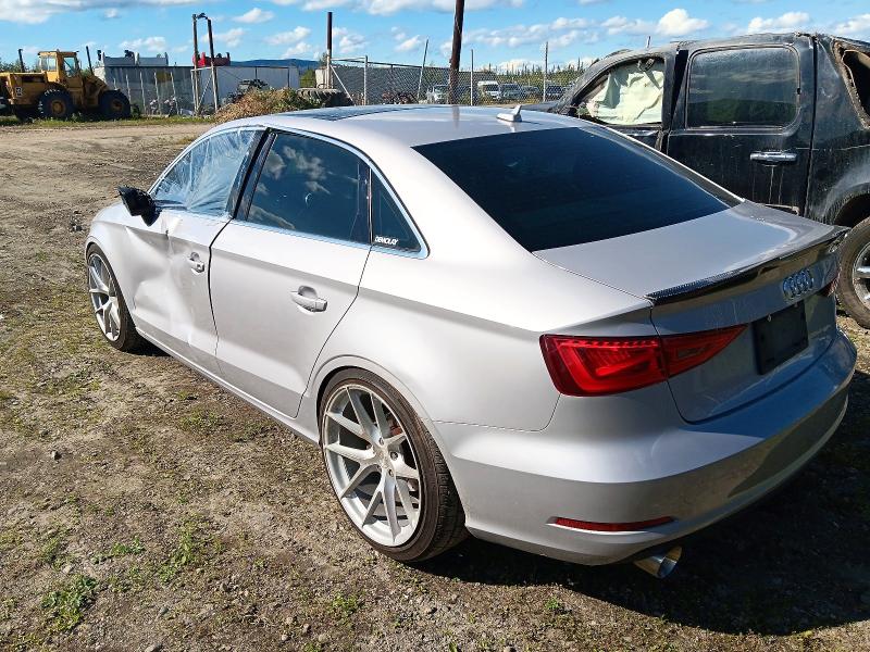 62722586 :رقم المزاد ، WAUBFGFF9F1070544 vin ، 2015 Audi A3 مزاد بيع
