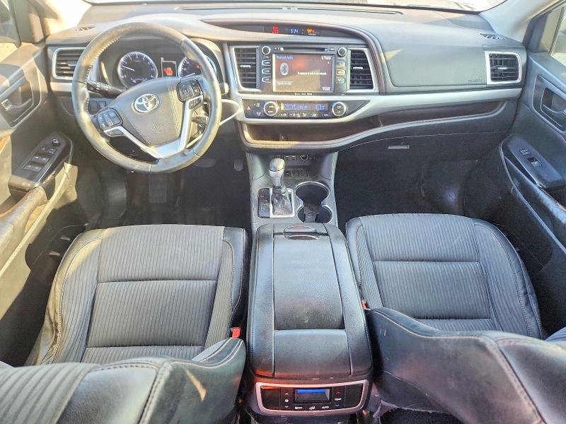 65567886 :رقم المزاد ، 5TDZZRFH1KS369898 vin ، 2019 Toyota Highlander مزاد بيع