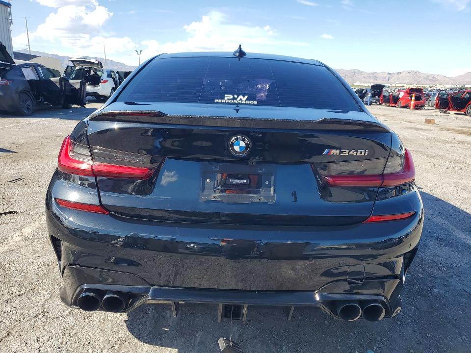 66243016 :رقم المزاد ، 3MW5U7J02M8B55529 vin ، 2021 Bmw M340i مزاد بيع