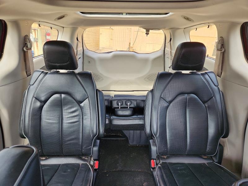 65305436 :رقم المزاد ، 2C4RC1GG5HR650709 vin ، 2017 Chrysler Pacifica مزاد بيع