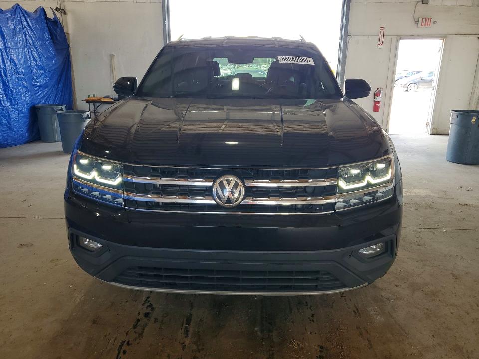 2018 Volkswagen Atlas მანქანა იყიდება აუქციონზე, vin: 1V2DR2CA1JC501341, აუქციონის ნომერი: 66040586