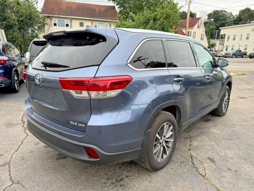 Продажа на аукционе авто 2018 Toyota Highlander, vin: 5TDJZRFH4JS878895, номер лота: 66497016