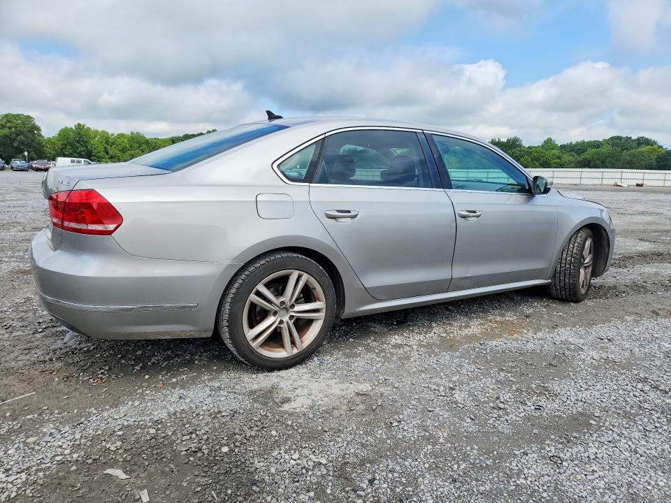 Продажа на аукционе авто 2014 Volkswagen Passat, vin: 1VWCT7A34EC011351, номер лота: 63883196