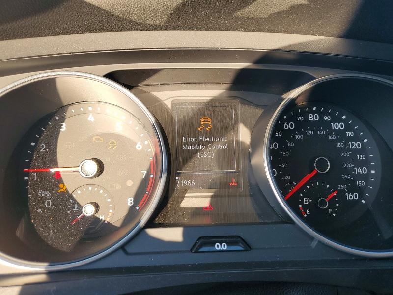 63929126 :رقم المزاد ، 3VV2B7AXXMM075834 vin ، 2021 Volkswagen Tiguan مزاد بيع