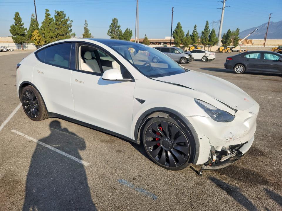 Aukcja sprzedaży 2022 Tesla Model Y, vin: 7SAYGDEFXNF495466, numer aukcji: 63336656