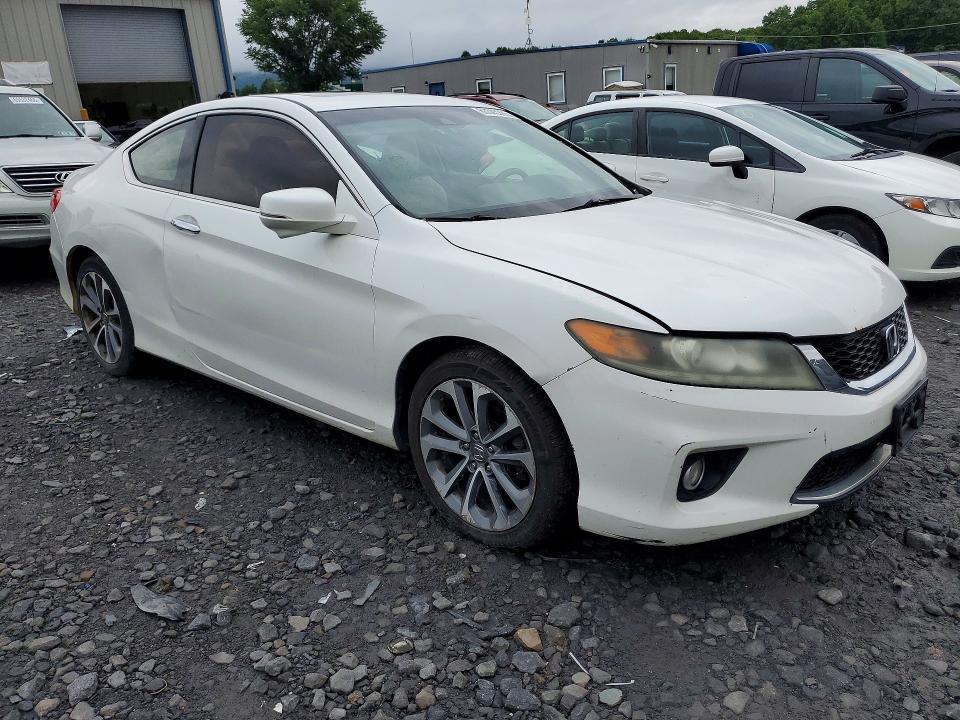 63345266 :رقم المزاد ، 1HGCT2B83DA008078 vin ، 2013 Honda Accord مزاد بيع