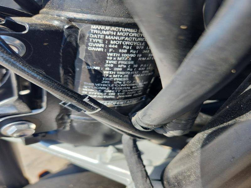 64664056 :رقم المزاد ، SMTE64DF6MTAF5017 vin ، 2021 Triumph Motorcycle Tiger مزاد بيع