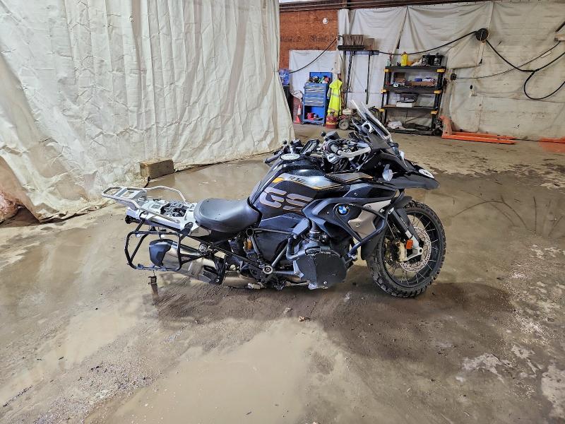 Продаж на аукціоні авто 2019 Bmw R 1250, vin: WB10J9305KZH98328, номер лоту: 64761306