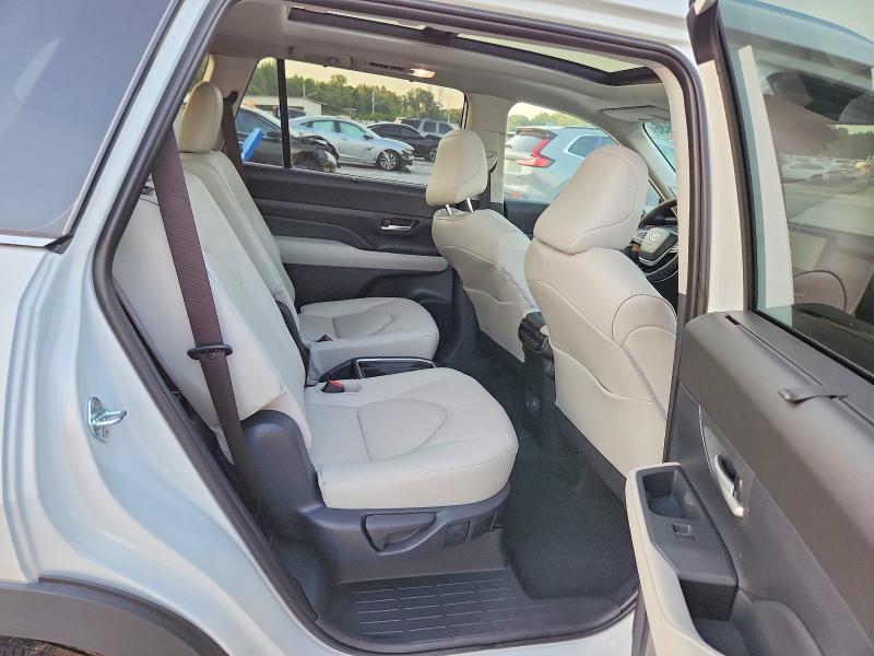 65460956 :رقم المزاد ، 5TDAAAA5XTS050777 vin ، 2026 Toyota Grand Highlander مزاد بيع