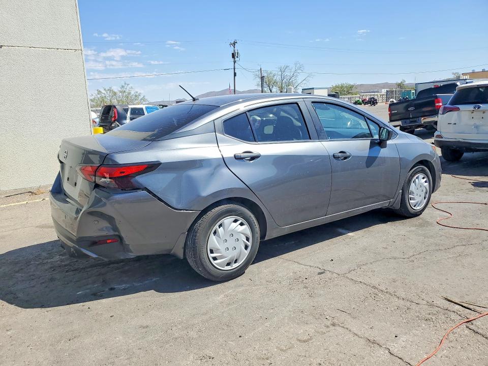67269906 :رقم المزاد ، 3N1CN8BV5ML900233 vin ، 2021 Nissan Versa مزاد بيع