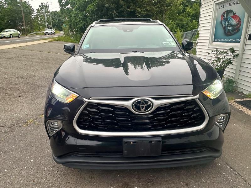 Продажа на аукционе авто 2022 Toyota Highlander, vin: 5TDGZRBH5NS217155, номер лота: 63356086