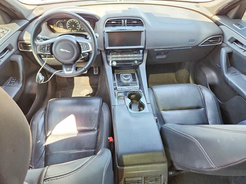 2017 Jaguar F-pace მანქანა იყიდება აუქციონზე, vin: SADCM2BVXHA075918, აუქციონის ნომერი: 66294626