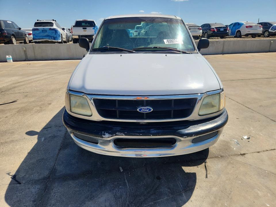 1997 Ford F150 მანქანა იყიდება აუქციონზე, vin: 1FTDX1762VNC96985, აუქციონის ნომერი: 65907496