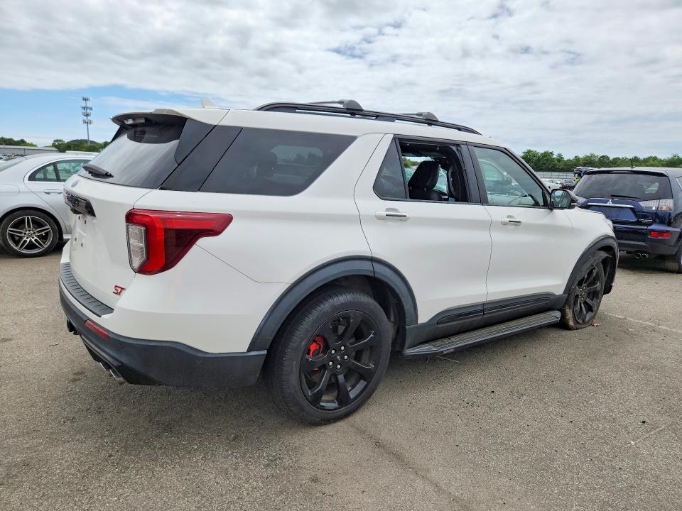63146426 :رقم المزاد ، 1FM5K8GC2NGB01145 vin ، 2022 Ford Explorer مزاد بيع